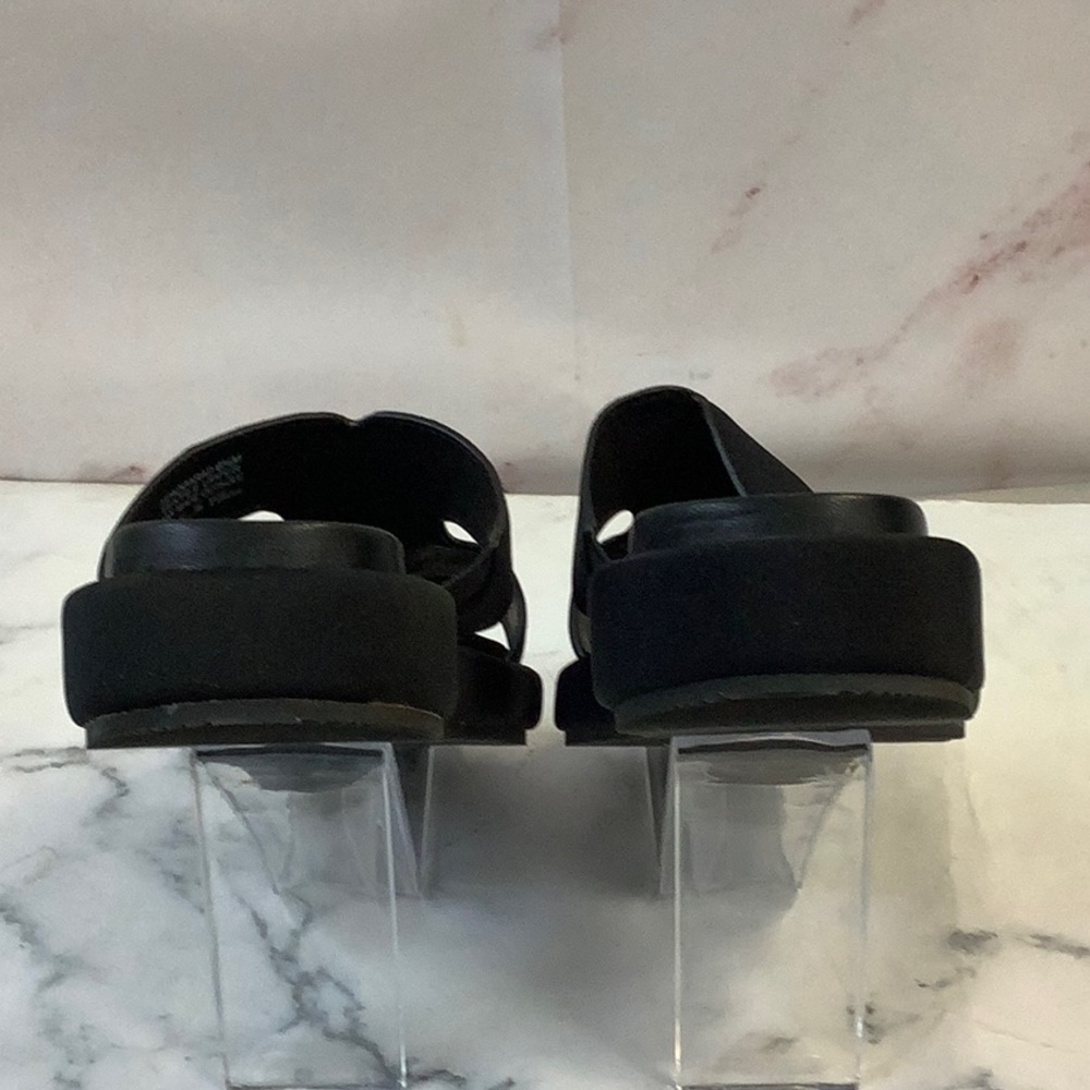 NWOT Donald Pliner Women's Black Platform Sandals Size 6.5 - Picture 3 of 6